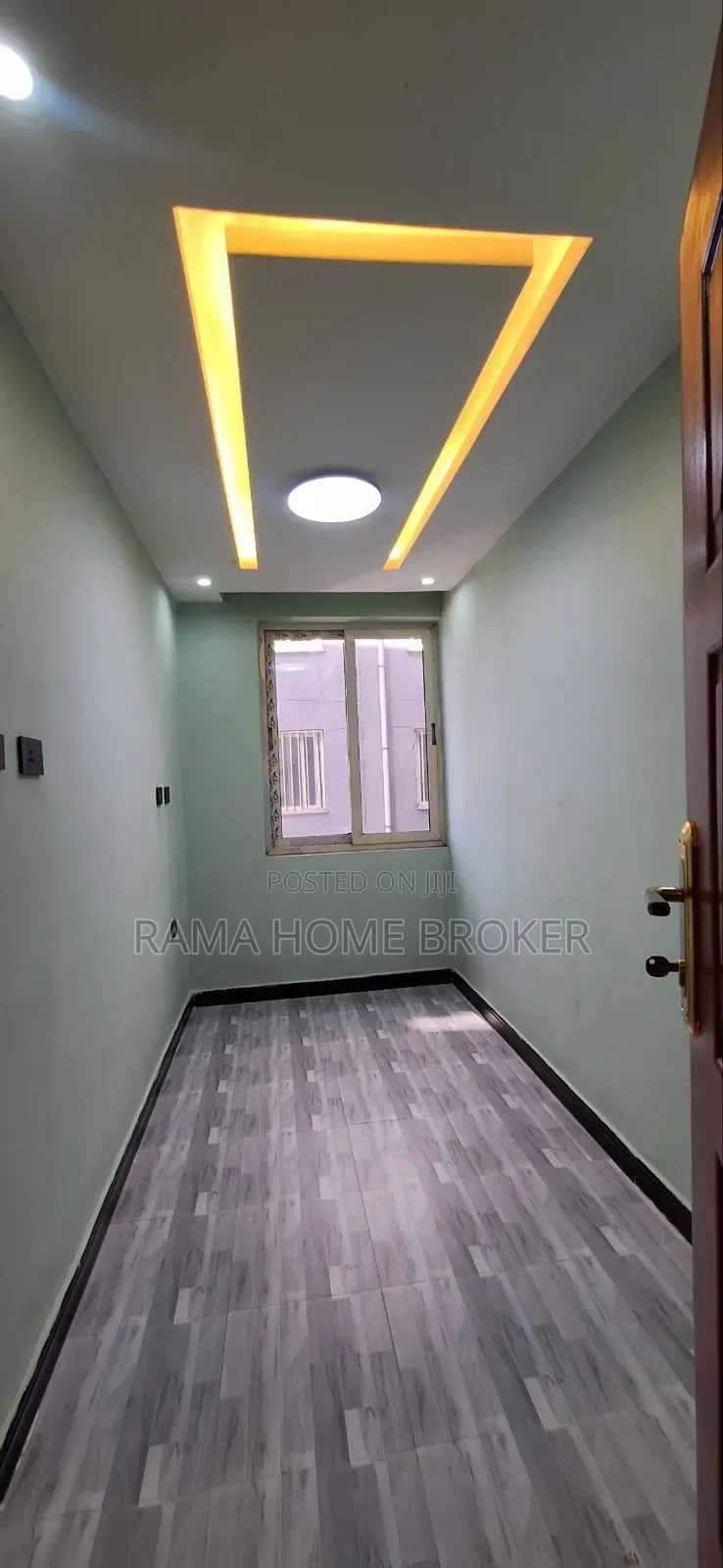 Furnished 2bdrm Condo in Yeka for sale