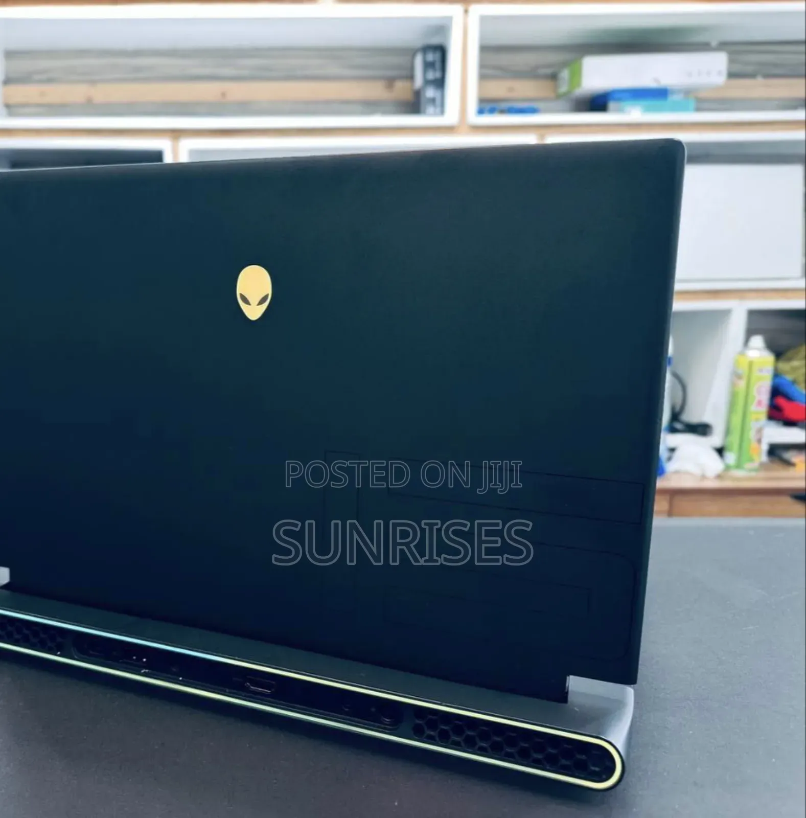 New Laptop Alienware Area-51m 16GB Intel Core I7 SSD 512GB