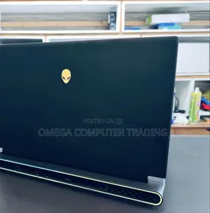 New Laptop Alienware Area-51m 16GB Intel Core i7 SSD 512GB