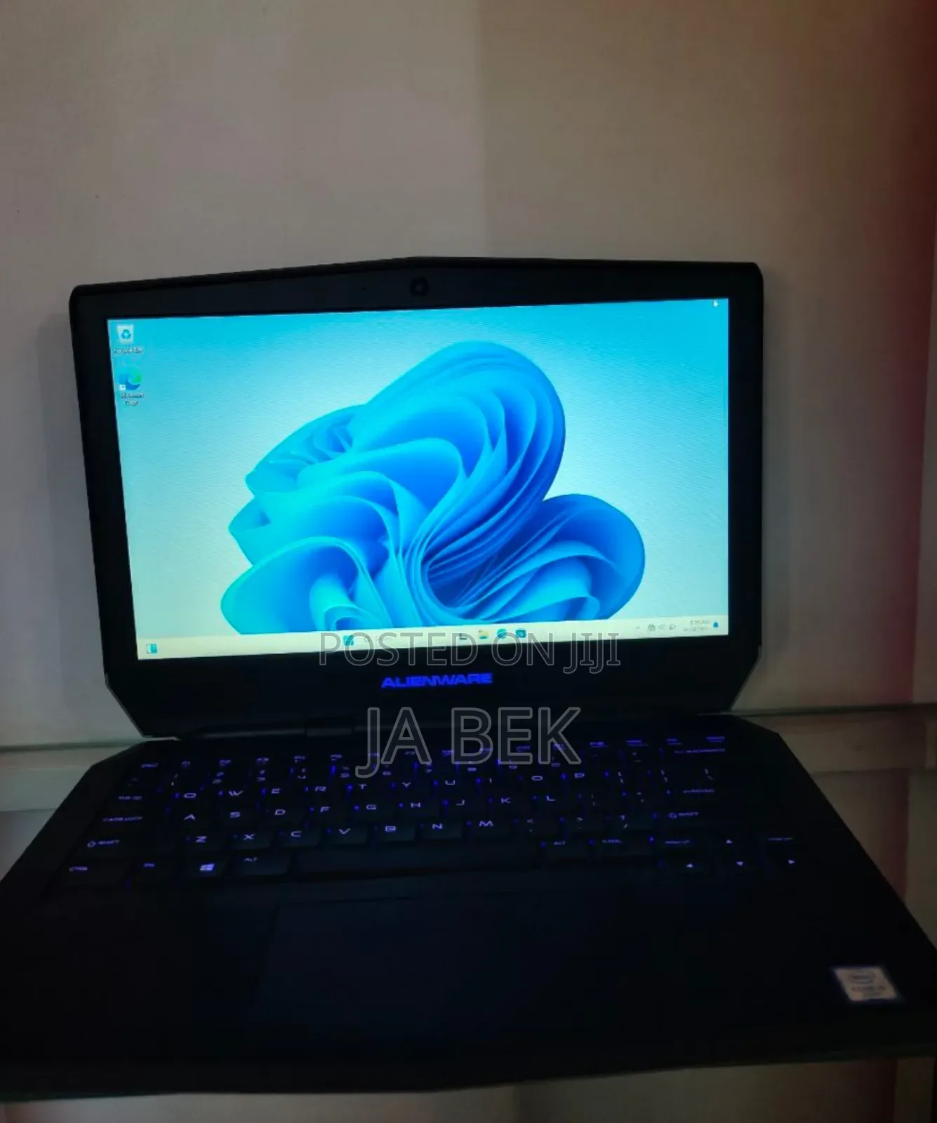 New Laptop Alienware Area-51m 16GB Intel Core I5 SSD 256GB