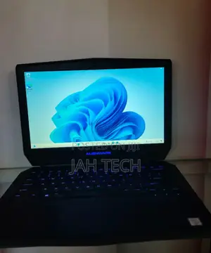 New Laptop Alienware Area-51m 16GB Intel Core I5 SSD 256GB