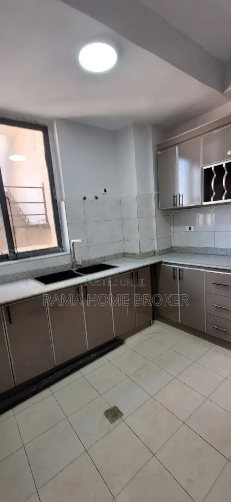 Furnished 2bdrm Condo in Yeka for sale