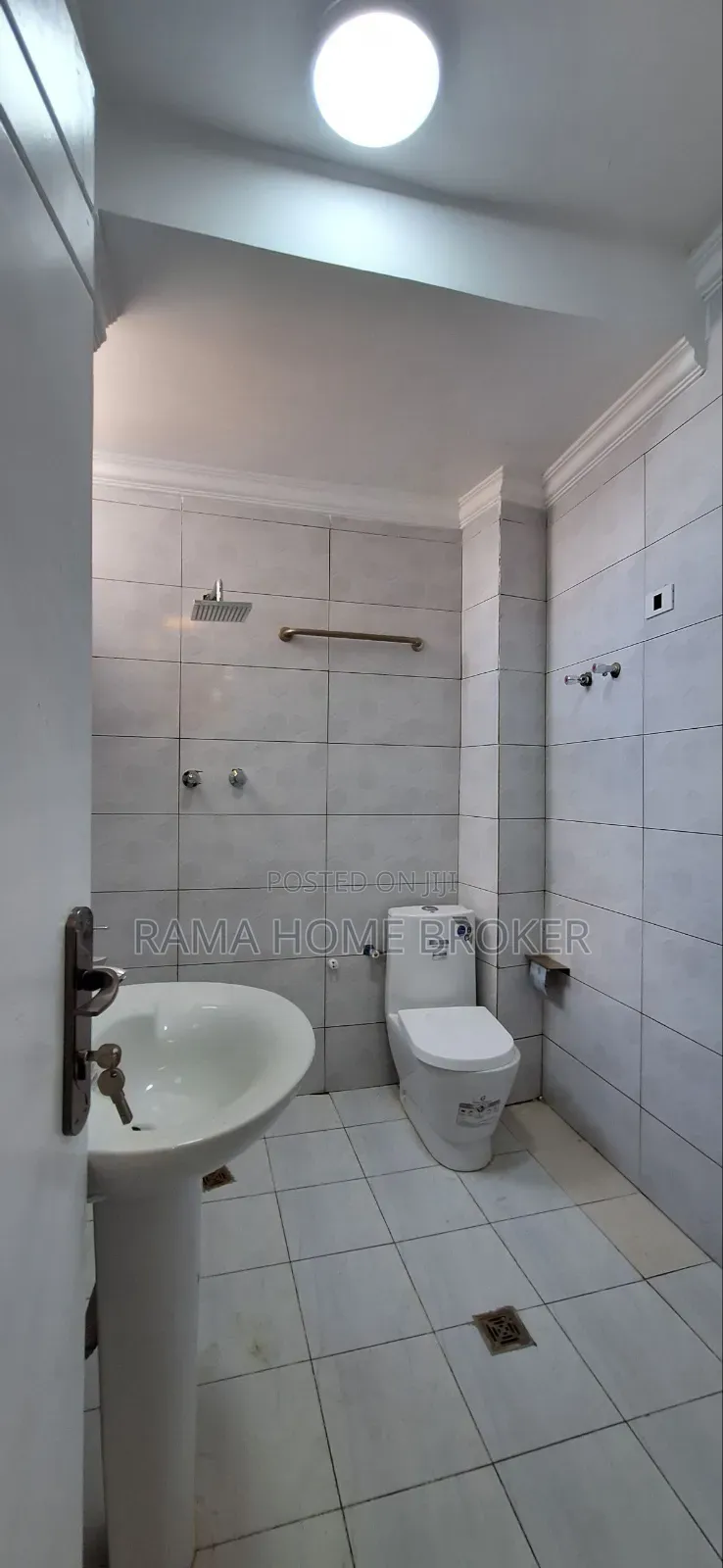 Furnished 2bdrm Condo in Yeka for sale