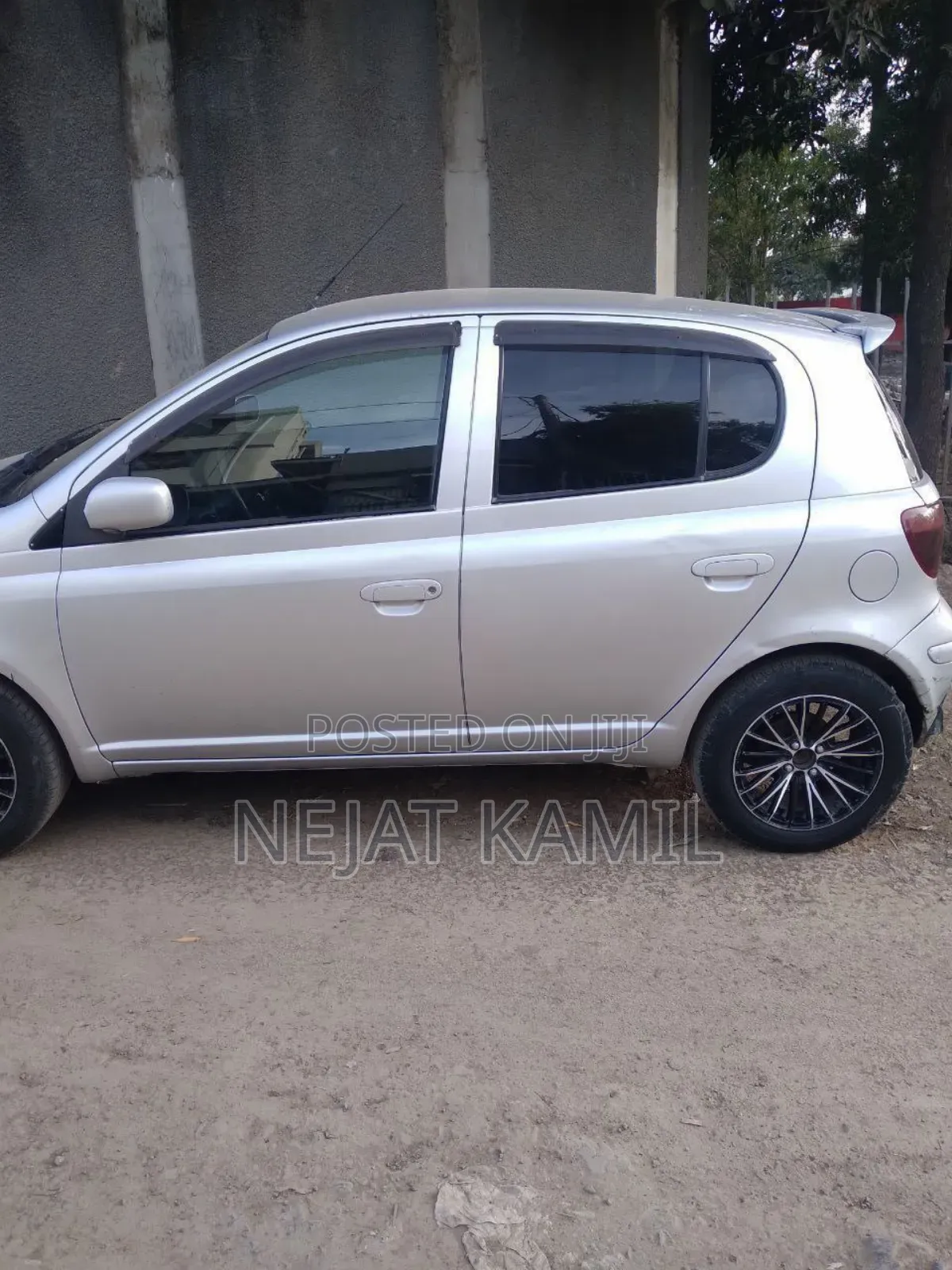 Toyota Vitz 1.0 FWD 3dr 2002 Silver