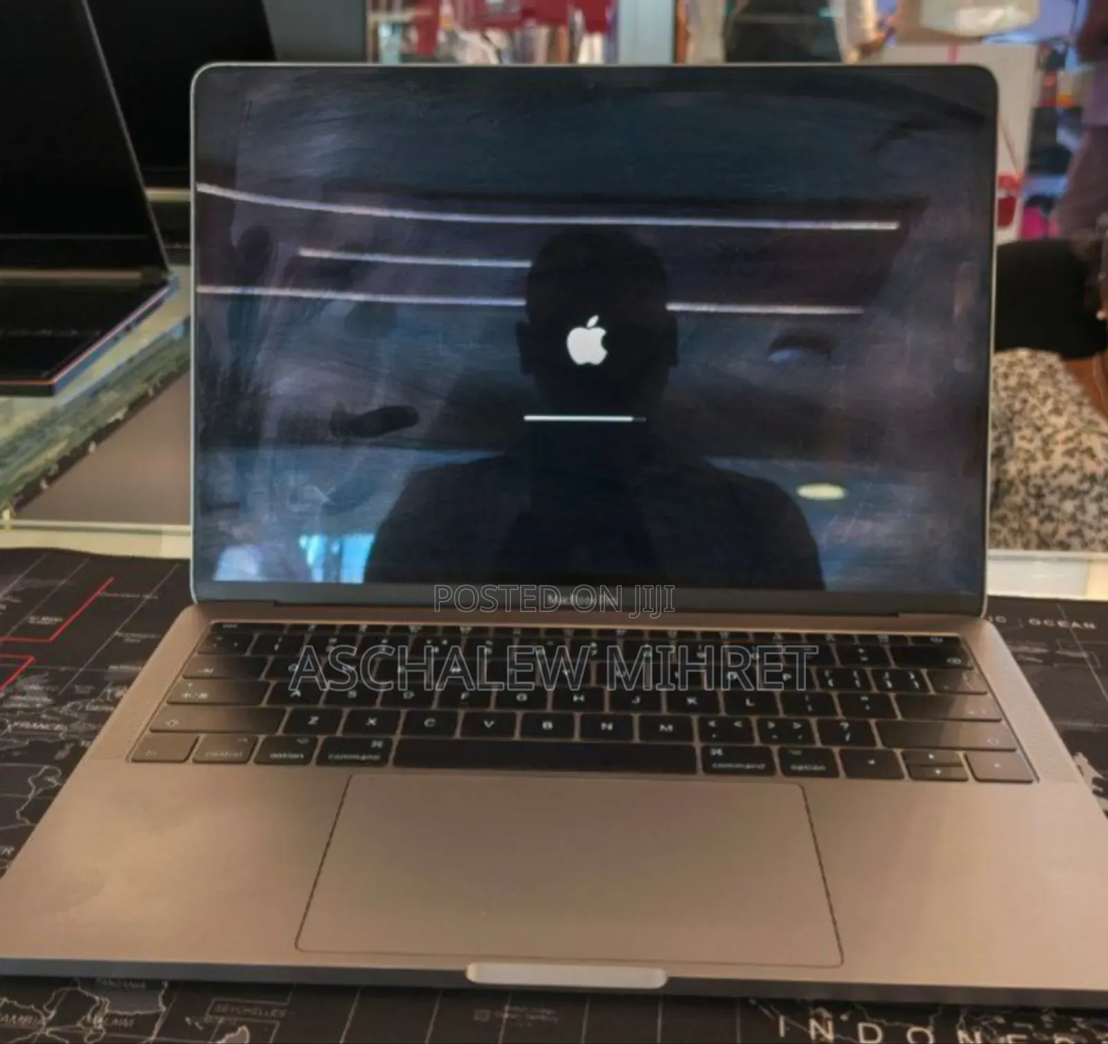 New Laptop Apple MacBook Pro 2017 8GB Intel Core I5 SSD 128GB