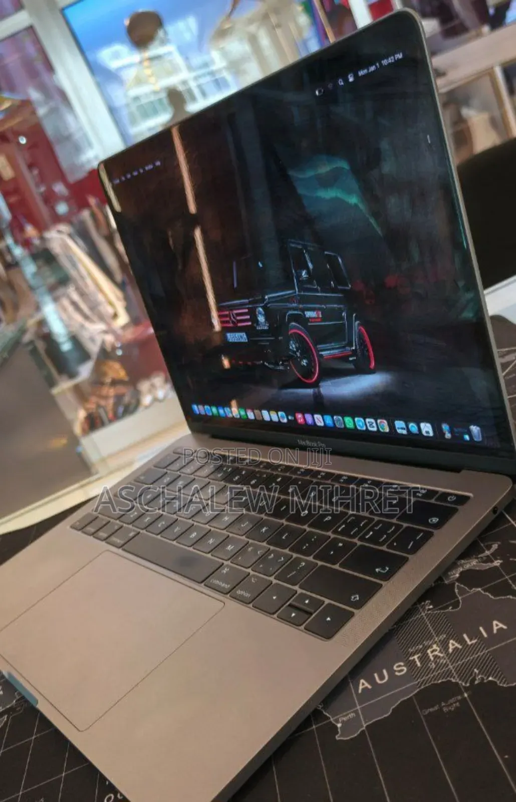 New Laptop Apple MacBook Pro 2017 8GB Intel Core I5 SSD 128GB