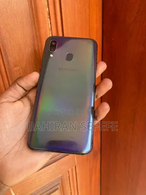 Samsung Galaxy A40 64 GB Black
