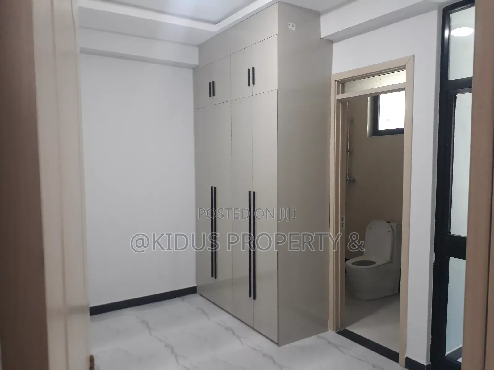 4bdrm Apartment in Lebu Medehaniyalem, Nifas Silk-Lafto for rent