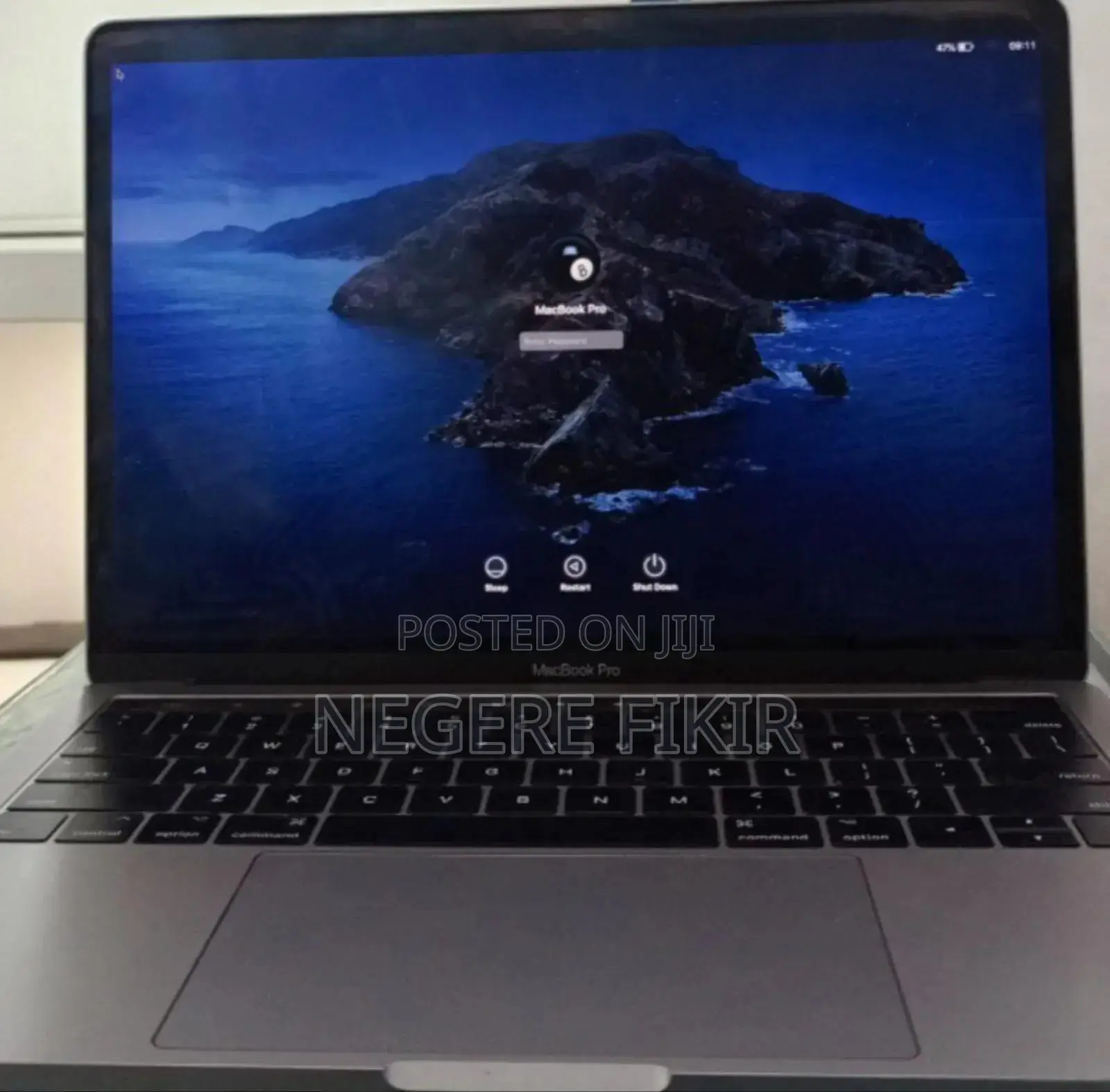 New Laptop Apple MacBook Pro 2017 8GB Intel Core I5 SSD 128GB