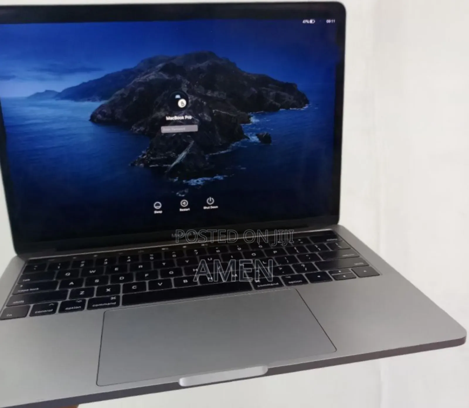 New Laptop Apple MacBook 2017 8GB Intel Core I5 SSD 128GB