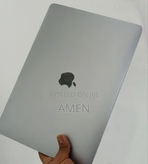 New Laptop Apple MacBook 2017 8GB Intel Core I5 SSD 128GB