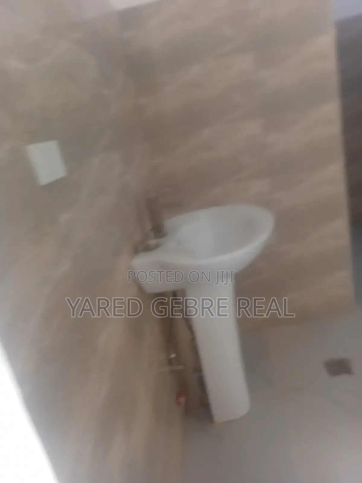 Furnished 3bdrm Apartment in ማሠሮ ሪል እስቴት, Yeka for sale