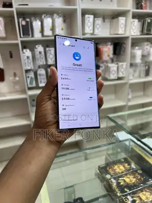 Photo - Samsung Galaxy S22 Ultra 128 GB Black