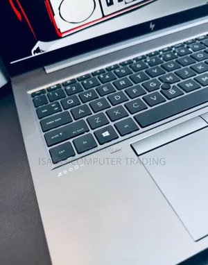 New Laptop HP ZBook Firefly 15 G7 16GB Intel Core I7 SSD 512GB