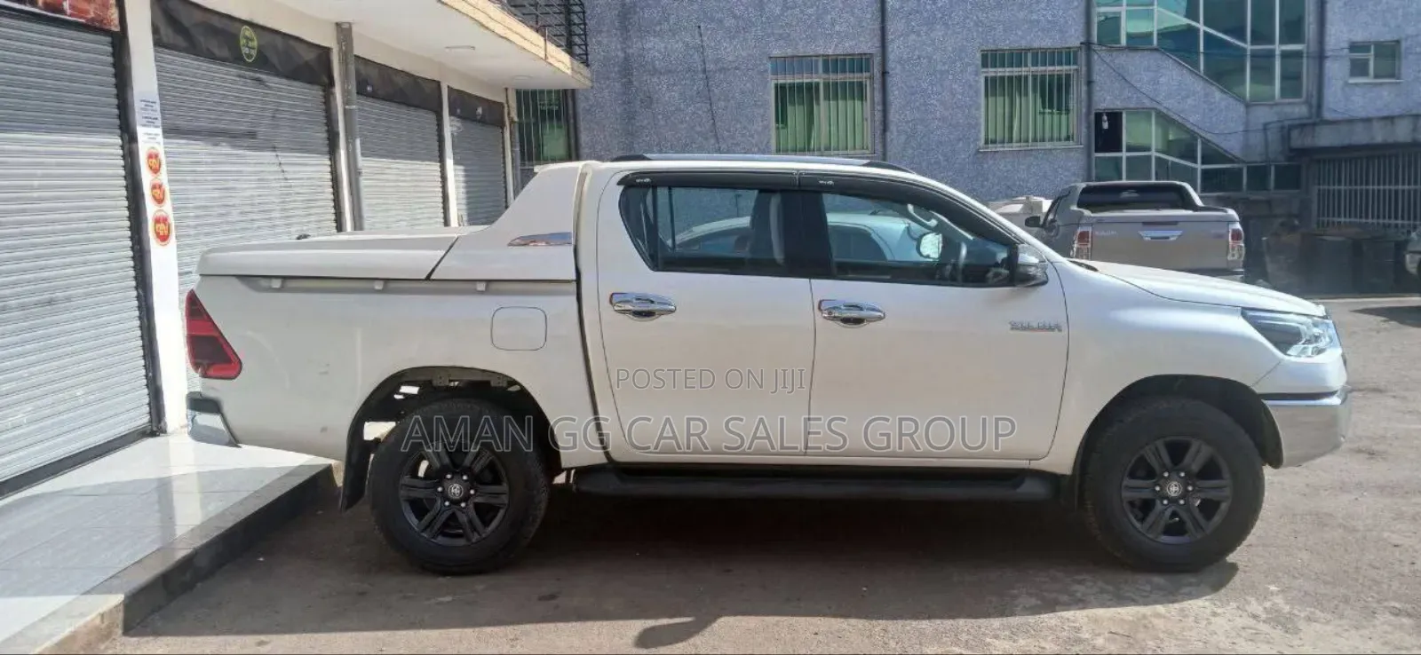 Toyota Hilux 2020 White