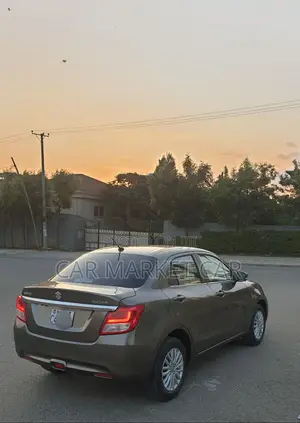 Suzuki Dzire 2023 Gray