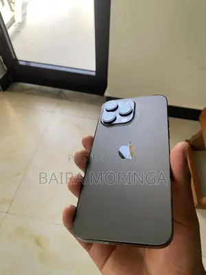 Photo - Apple iPhone 14 Pro Max 128 GB Black