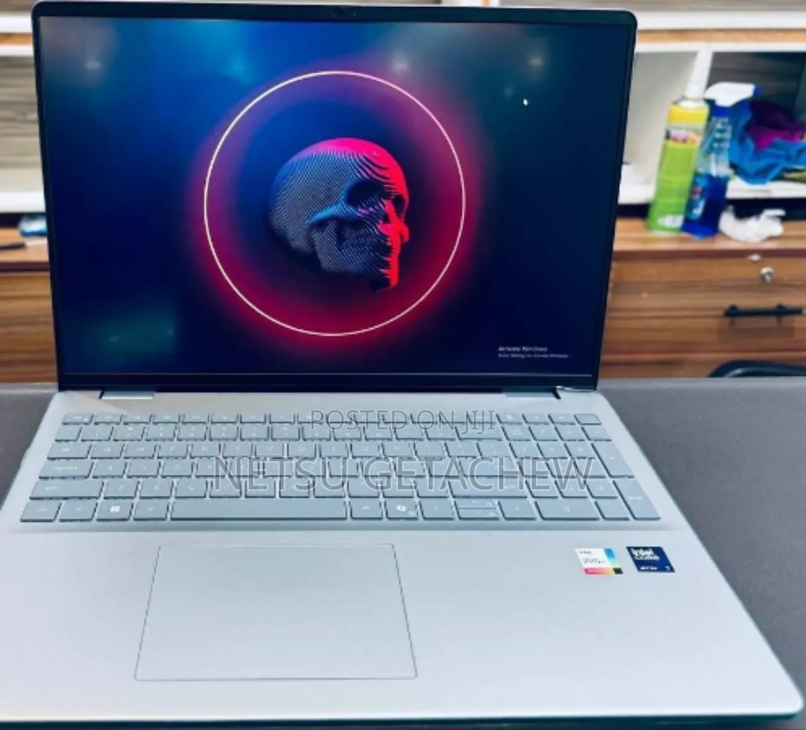 New Laptop Dell Inspiron 16 5620 16GB Intel Core Ultra 7 SSD 1T