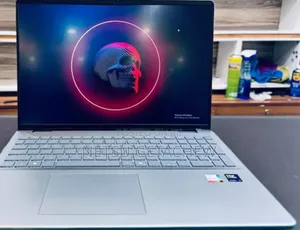 New Laptop Dell Inspiron 16 5620 16GB Intel Core Ultra 7 SSD 1T