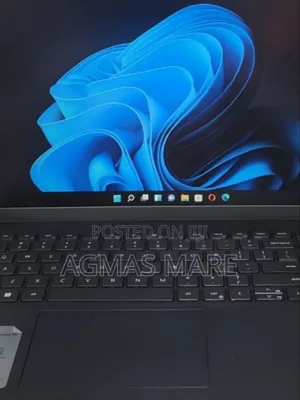 Photo - New Laptop Dell Inspiron 15 8GB AMD Ryzen 5 SSD 512GB