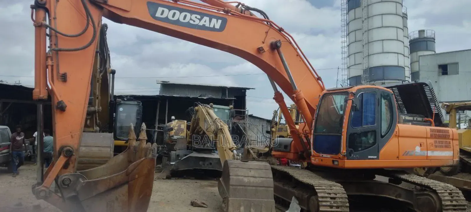 Doosan for Sell With Jackhammer
