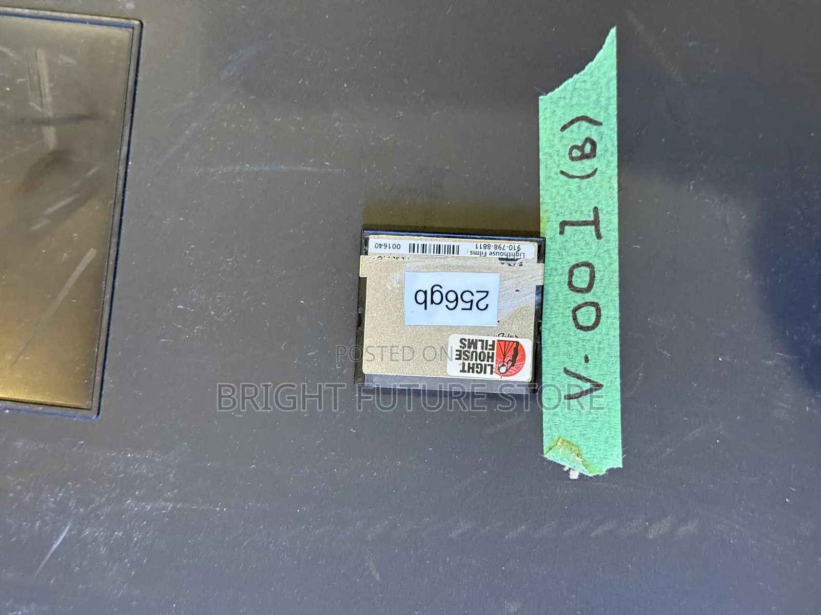 Canon Eos C200 Cinema Camera Kit With Accessories