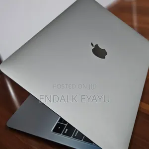 New Laptop Apple MacBook Air 2019 8GB Intel Core I5 SSD 128GB