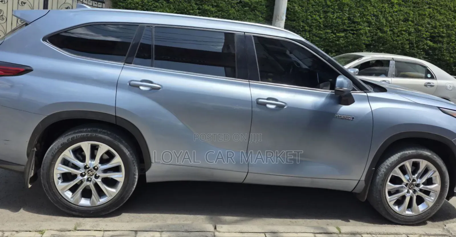 Toyota Highlander Hybrid 2023 Gray