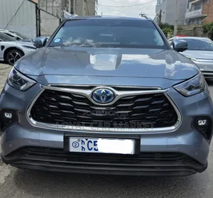 Toyota Highlander Hybrid 2023 Gray