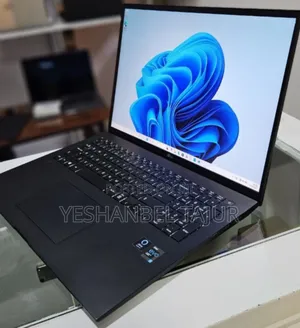 Photo - New Laptop LG Gram 15.6 16GB Intel Core I7 SSD 1T