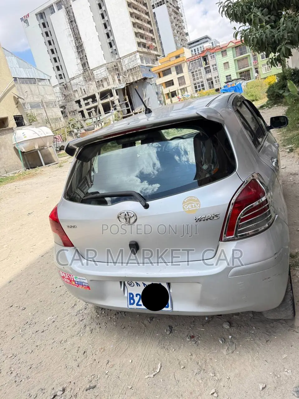 Toyota Yaris Base Hatchback 3dr 2010 Silver