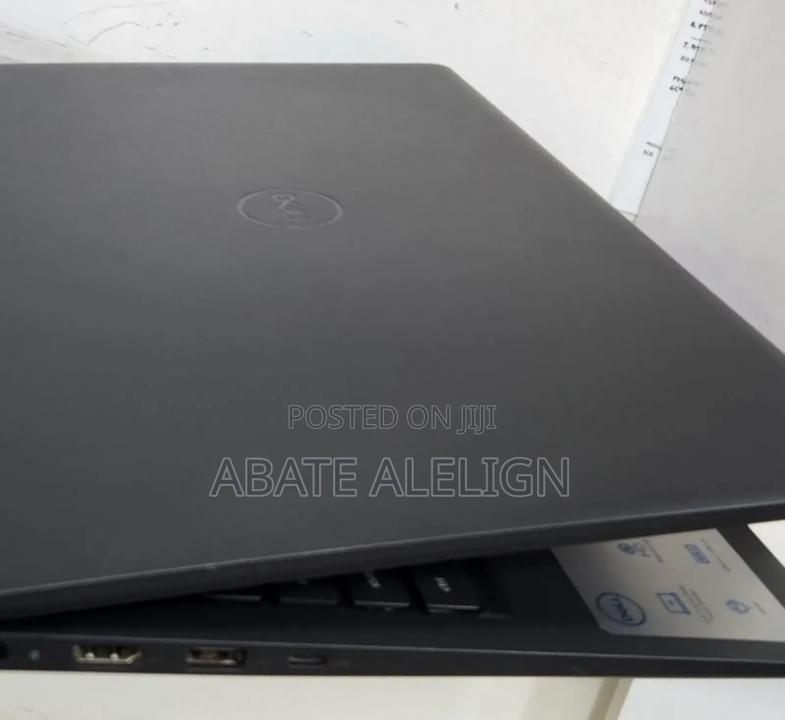 New Laptop Dell Inspiron 15 8GB AMD Ryzen 5 SSD 512GB