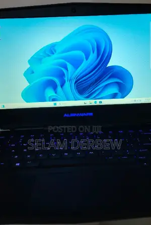 New Laptop Alienware Area-51m 16GB Intel Core I5 SSD 256GB