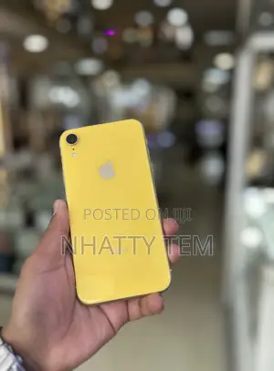 Photo - Apple iPhone XR 64 GB Yellow