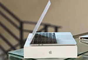 Photo - New Laptop Apple MacBook Air 2025 M4 13-Inch 16GB Apple M4 SSD 256GB