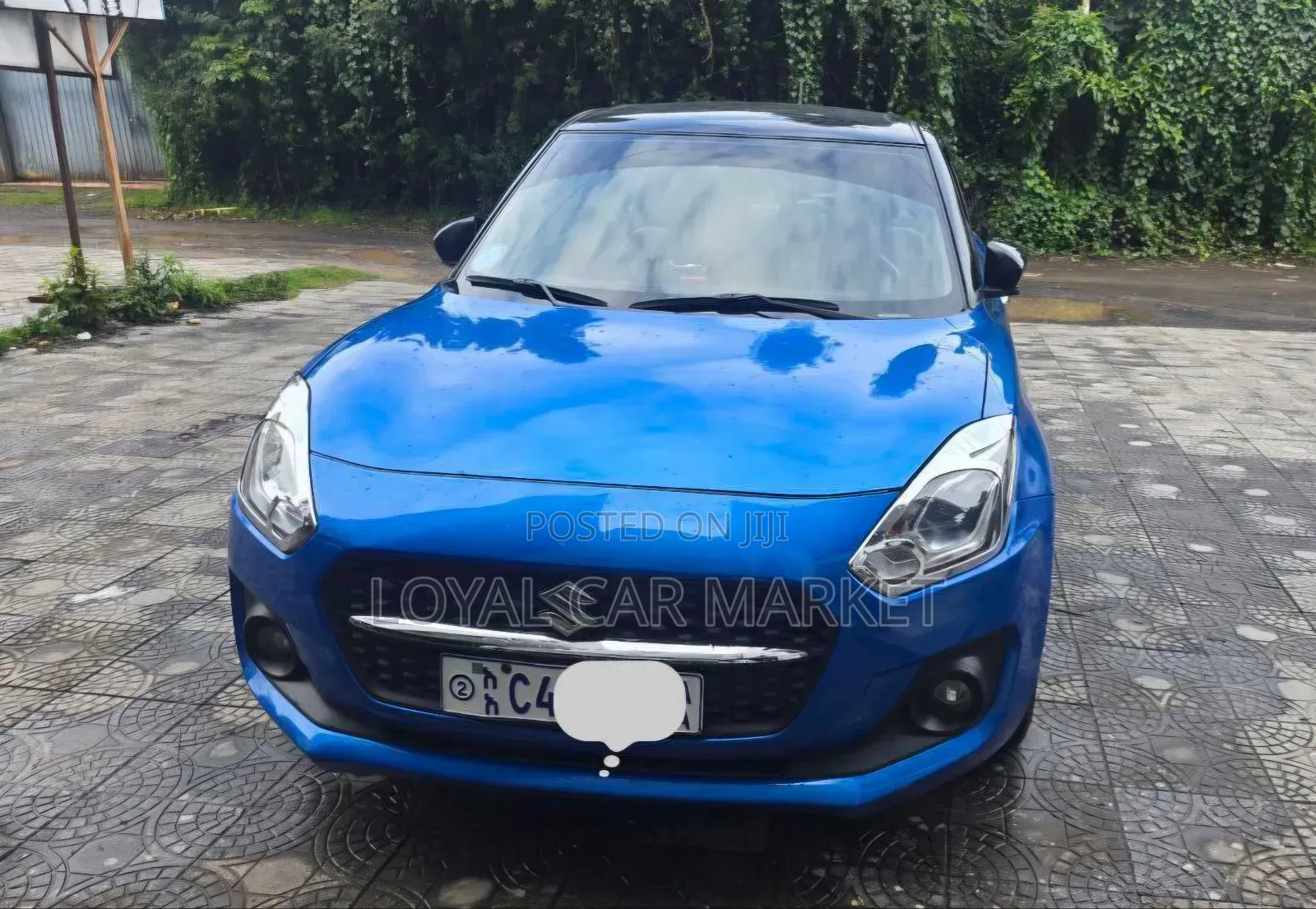 Suzuki Swift 2023 Blue