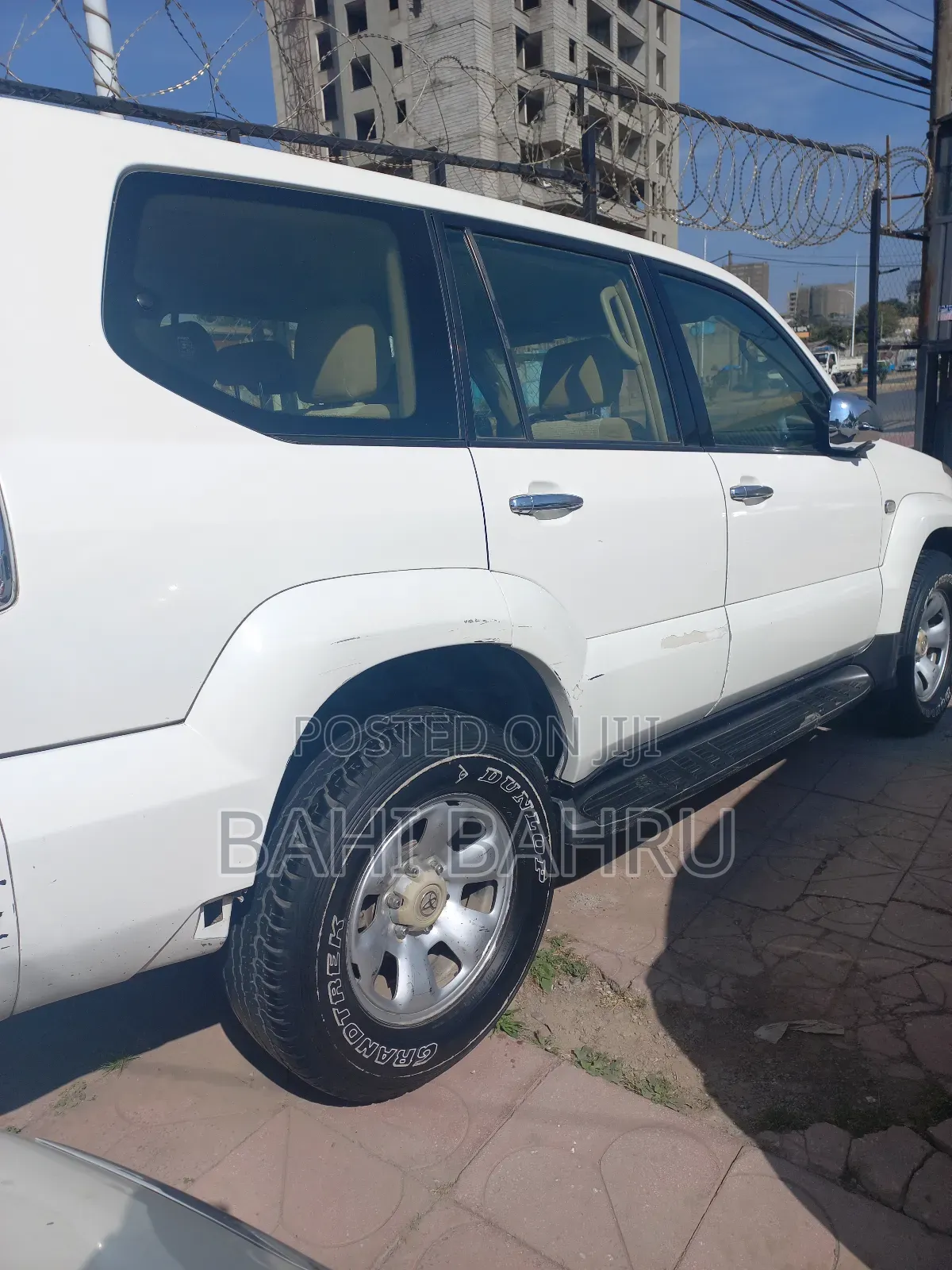 Toyota Land Cruiser PRADO 2003 White