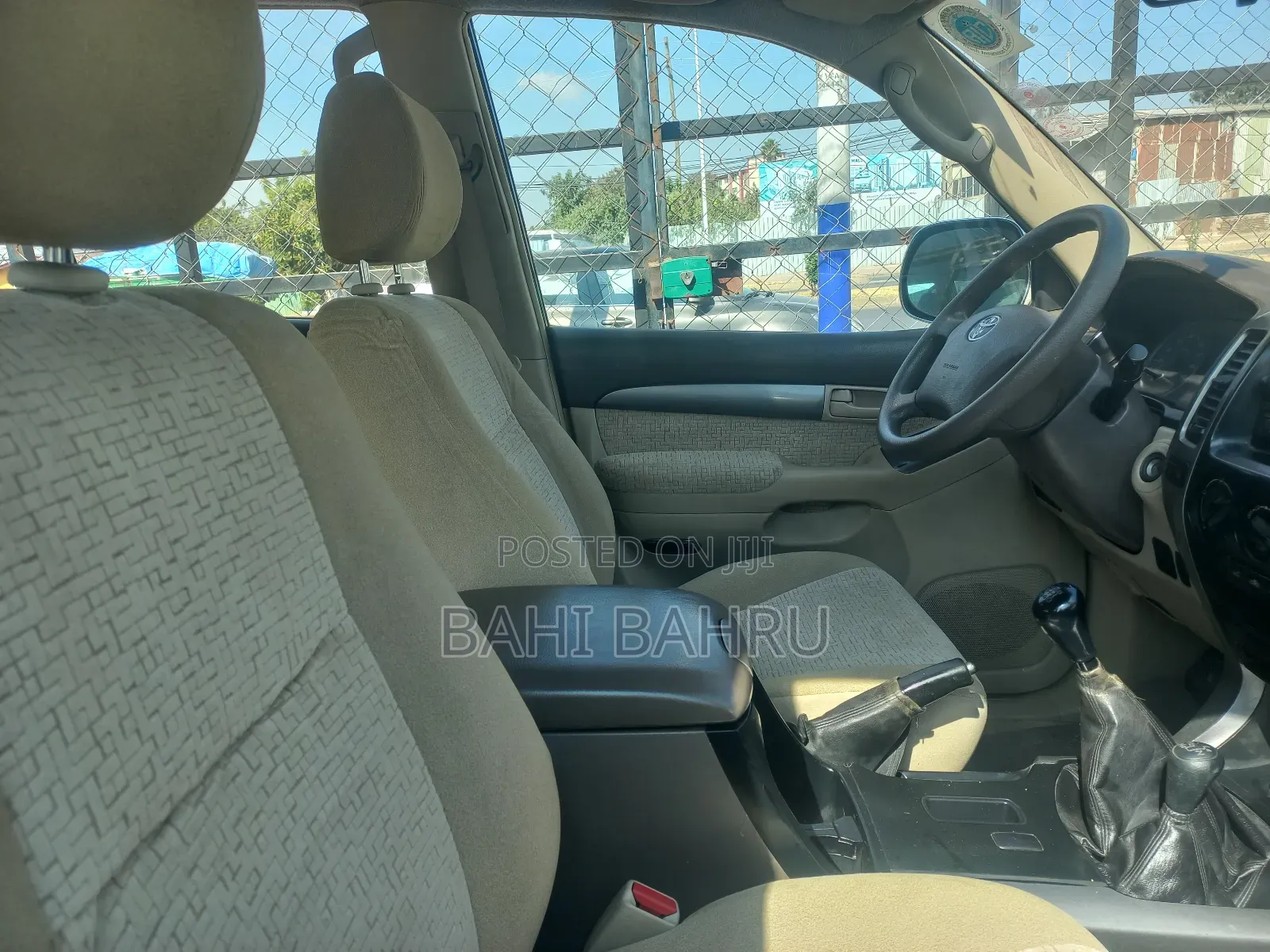 Toyota Land Cruiser PRADO 2003 White