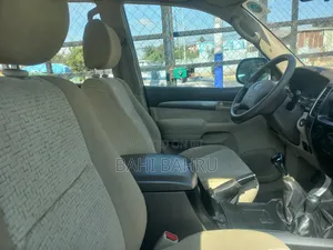 Toyota Land Cruiser PRADO 2003 White