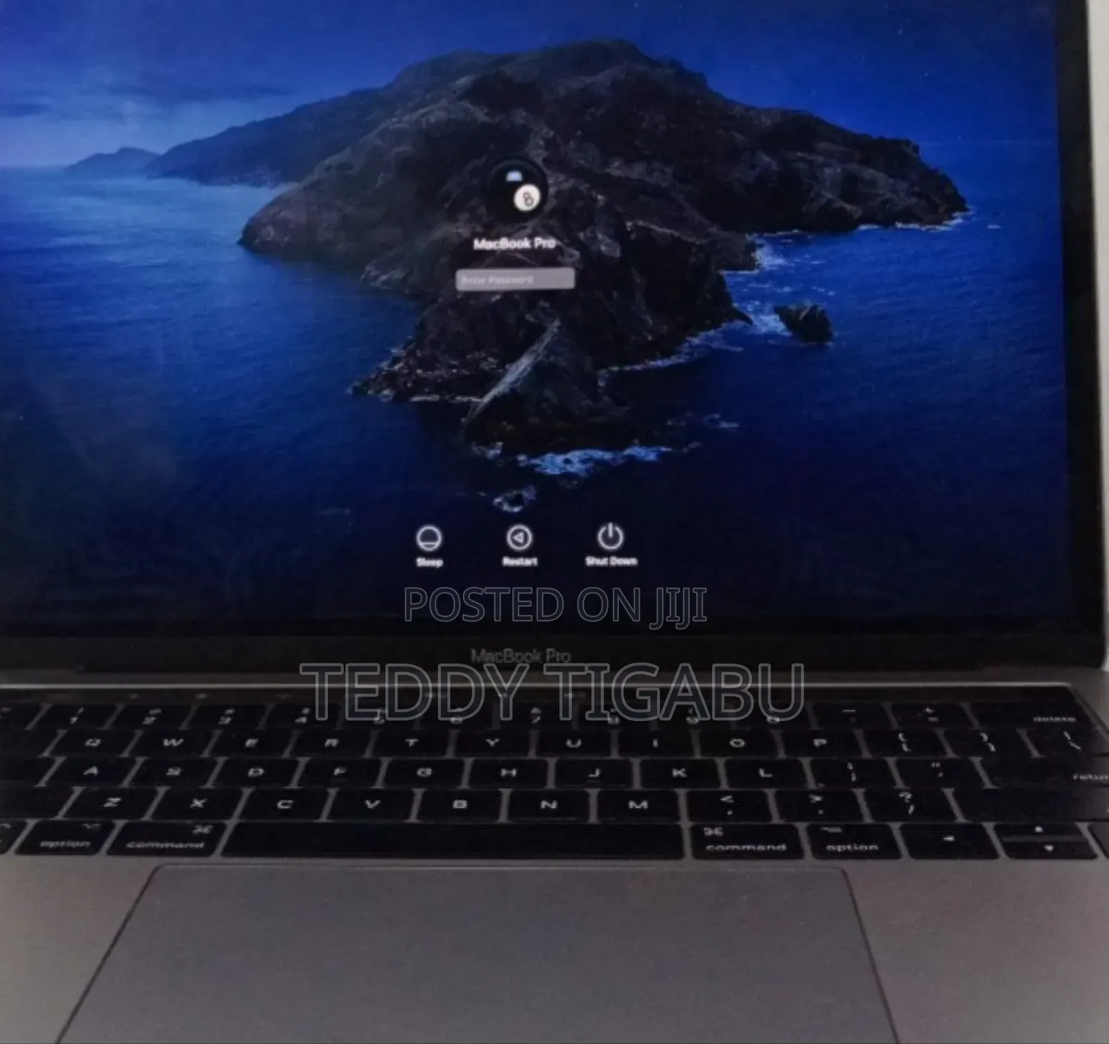 New Laptop Apple MacBook Pro 2017 8GB Intel Core I5 SSD 128GB