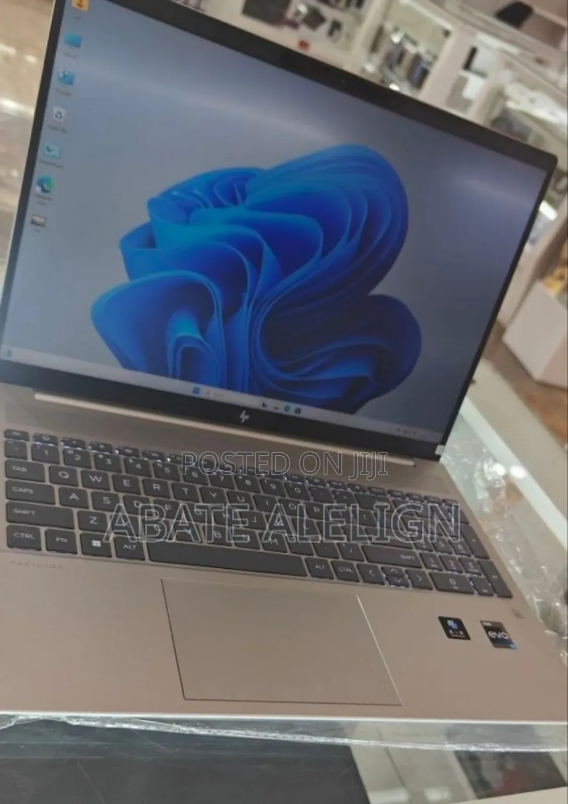 New Laptop HP Pavilion 14 16GB Intel Core I7 SSD 1T