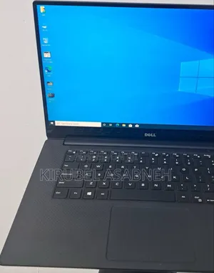 New Laptop Dell Precision 5520 16GB Intel Core I7 SSD 512GB