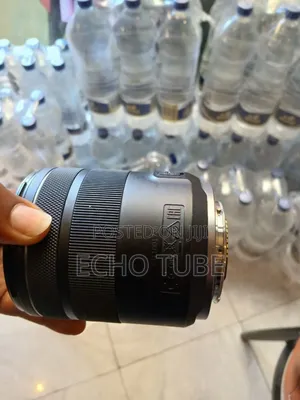 Canon Lens Rf 85mm F2 Macro Is STM