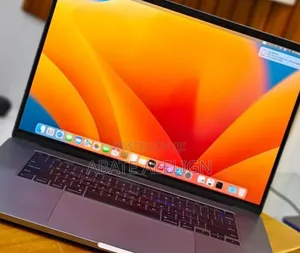 New Laptop Apple MacBook Pro 2019 32GB Intel Core I9 SSD 2T