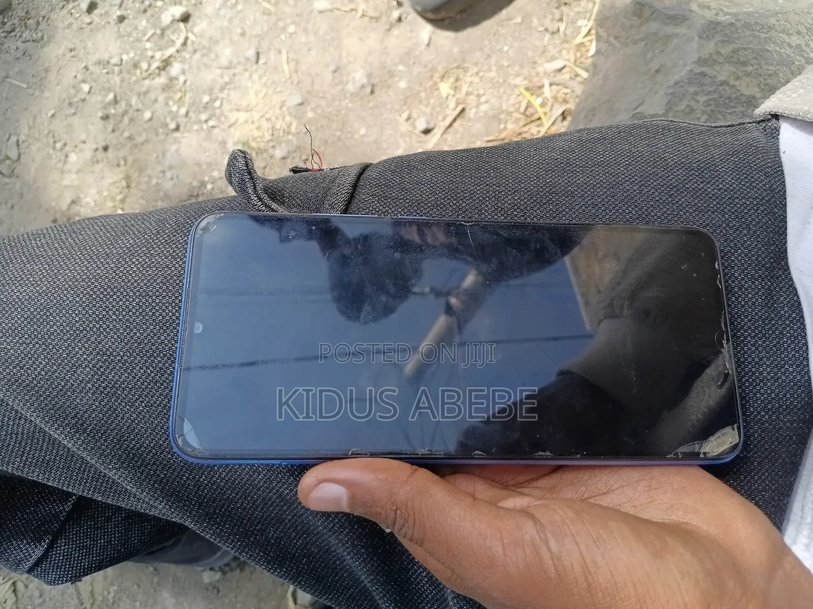 Mobile Phone 128 GB Red