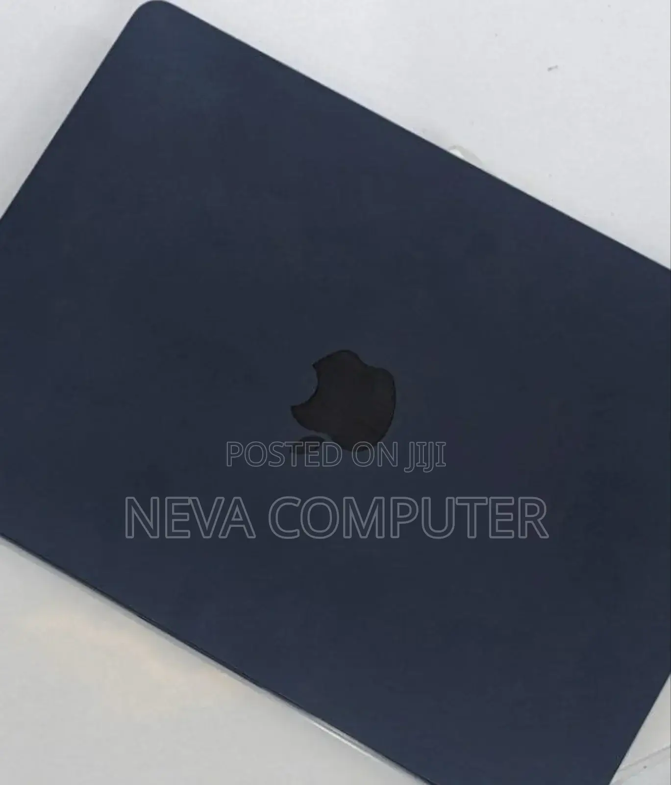 New Laptop Apple MacBook 8GB Apple M2 SSD 512GB