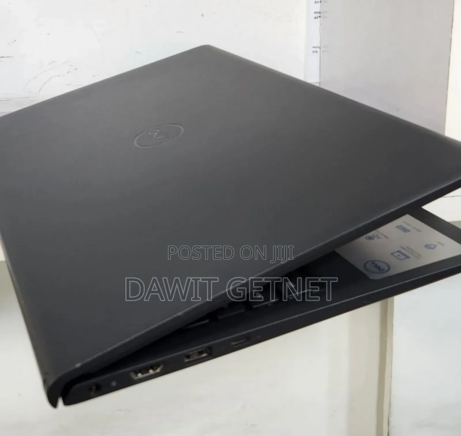 New Laptop Dell Inspiron 15 8GB AMD Ryzen 5 SSD 512GB