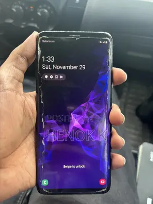 Photo - Samsung Galaxy S9 Plus 64 GB Black