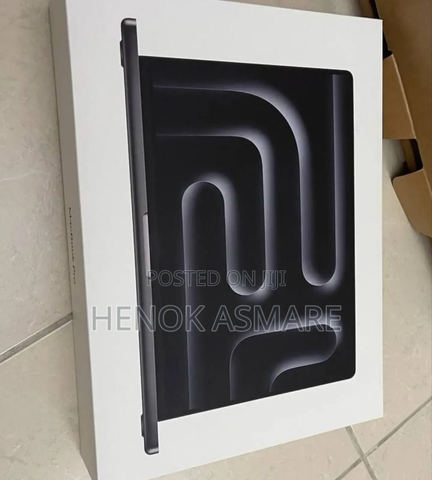 New Laptop Apple MacBook Pro 24GB Apple M4 SSD 512GB