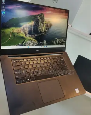 New Laptop Dell Precision 5530 16GB Intel Core I7 SSD 512GB